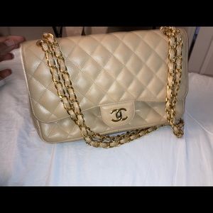 Chanel bag jumbo classic